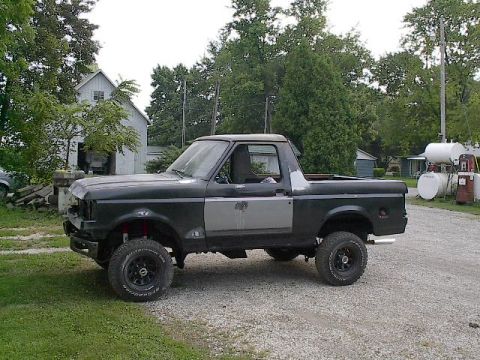 1989 Ford Bronco - Driver's side almost done