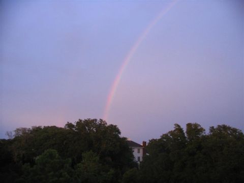 2000 Honda Accord - A rainbow appears in the sky over trees and a building, with the Supermotors.net logo visible in the corner.