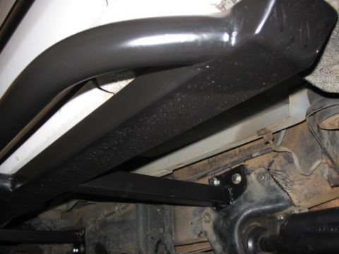 1995 Ford Bronco - one side mounted. These took more time to install as I had to unbolt the radius arms to fit them to the frame.