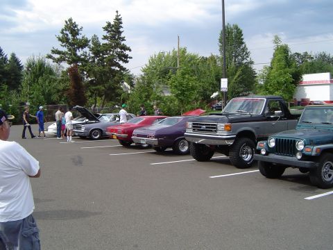 1989 Ford Bronco - Lined up and ready to go