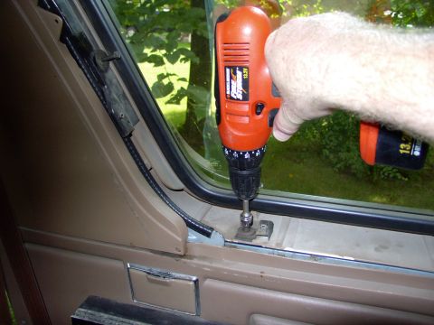 1986 Ford Bronco - These can be put on backwards if you don't note how they come off for later. It will make reinstalling the trim cover pieces a whole lot ea…