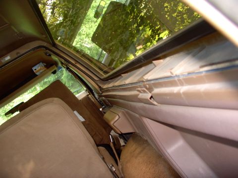 1986 Ford Bronco - Now all you need is one of your bruiser brothers or buddies to help you lift the sucker off. Up until now, greased, this has taken 7 minute…
