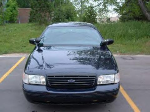 1999 Ford Crown Victoria - ebay ad 2