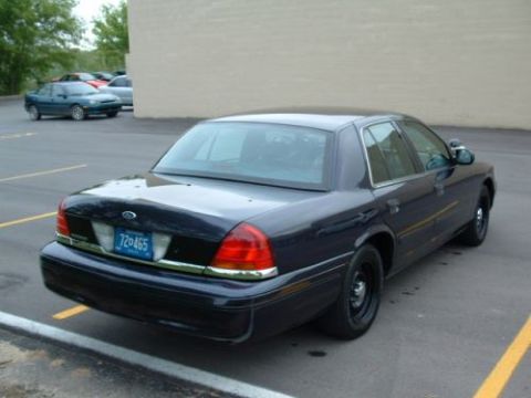 1999 Ford Crown Victoria - ebay ad 4