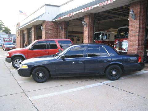 1999 Ford Crown Victoria photo
