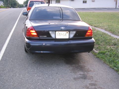 1999 Ford Crown Victoria photo