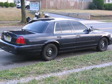 1999 Ford Crown Victoria photo