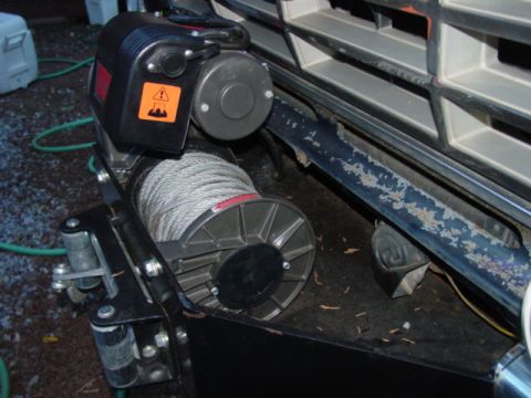 1986 Ford Bronco - winch