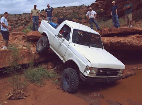 1987 Ford Bronco - me comming down the second big obstical. btw this is before the trail "gets really hard"