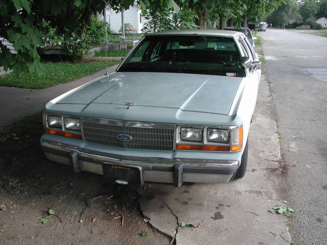 1988 Ford Crown Victoria “GassMaster”