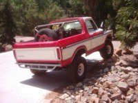 1978 Ford Bronco - This lifted 1978 Ford Bronco shows off its rear end while navigating a rocky incline.