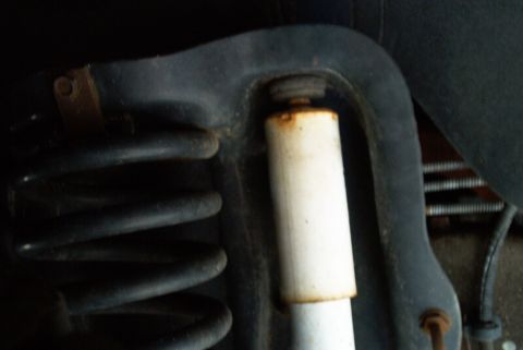 1996 Ford Bronco - KYB Shock Rust