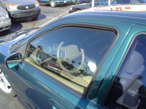 1993 Ford Taurus - interior.. sort of
