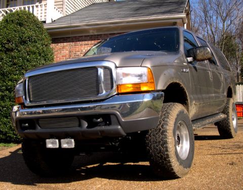 2000 Ford Excursion - The old version with big tires and wheels.