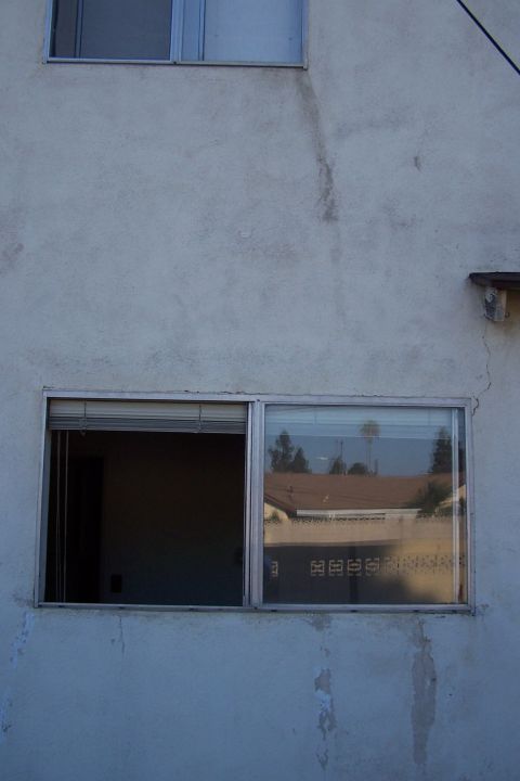 1990 Ford Bronco - Outside of same bedroom wall