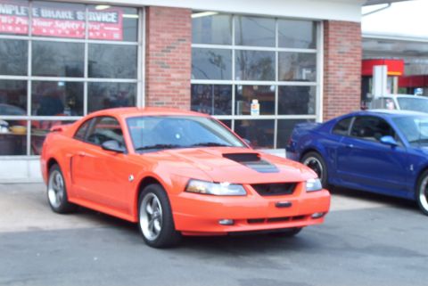 2004 Ford Mustang photo