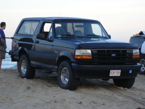 1996 Ford Bronco photo