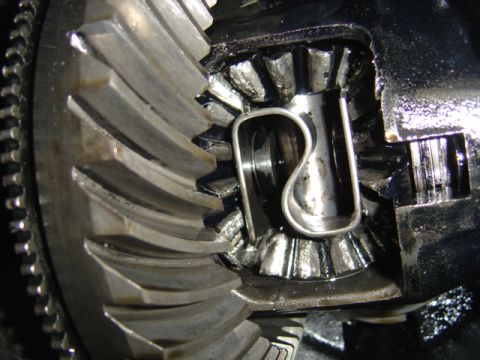 1996 Ford Bronco - Differential gears and internal components shown in detail.