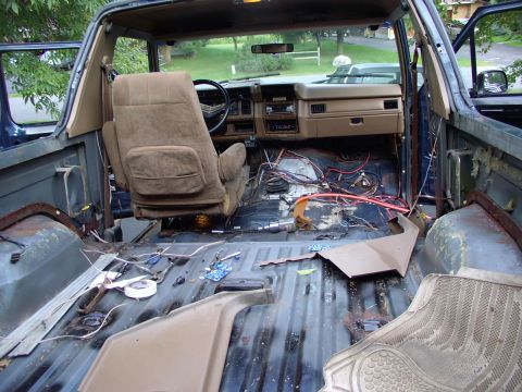 1986 Ford Bronco - Carpets stripped out and interior pretty much empty and ready to get at her. Day is done.