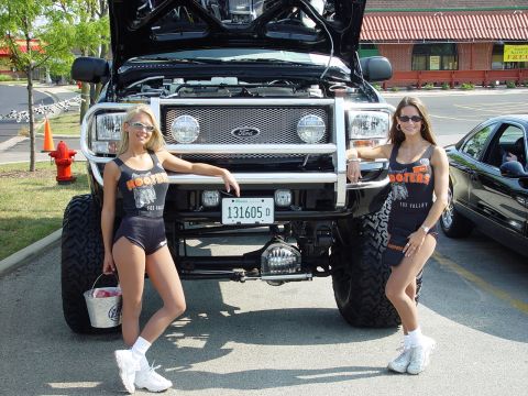 2001 Ford Excursion photo
