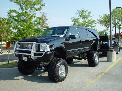 2001 Ford Excursion photo