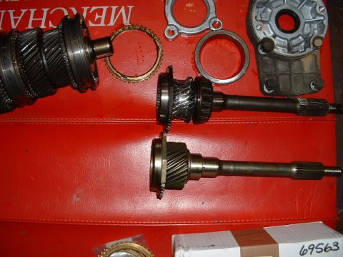 1992 Ford Ranger - You think that top shaft is ok?