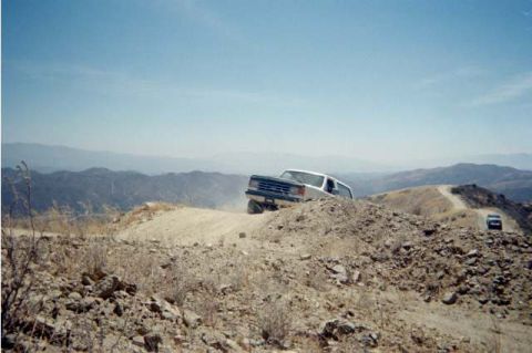 1990 Ford Bronco - Here they come