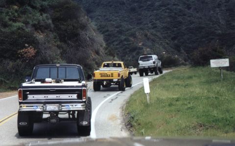 2000 Ford F-450 - On the way up to the canyon