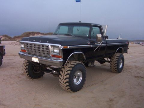 2000 Ford F-450 - Pismo 4th of July 04