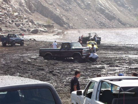 2000 Ford F-450 - Tony got a little stuck