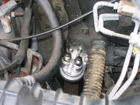 1995 Ford Bronco - Here is the new filter mount attached to the firewall.