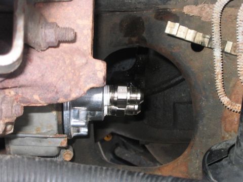 1995 Ford Bronco - This is the adapter for the block. You have to buy the universal kit because the one designed for the 351W is the older one which does not…