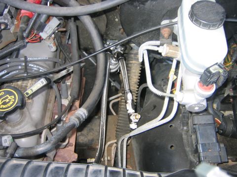1995 Ford Bronco - One hose on and part of the second one on.