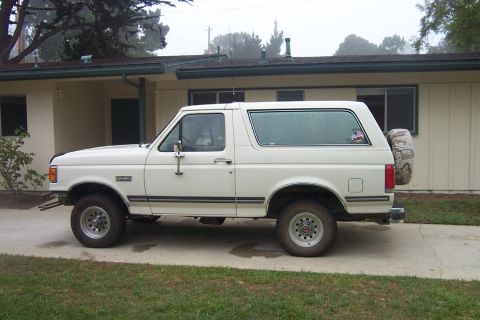 1990 Ford Bronco - Side View of the Bronc