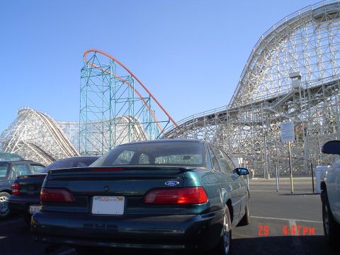 1993 Ford Taurus - 1