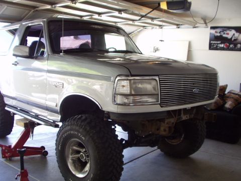 1993 Ford Bronco - sliders