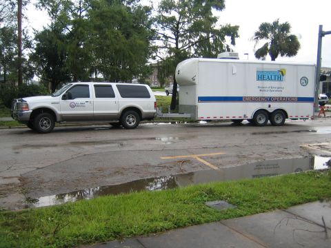2000 Ford Excursion “Karen”
