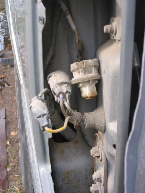 1985 Ford Bronco - Here is what it will look like if you have rear defrost. It will have 2 lights, 1-3 plug, 1-1 plug connector & 1 ground wire that will scre…