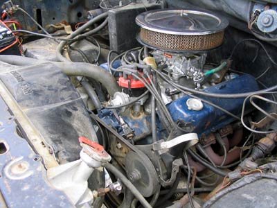 1980 Ford Bronco - Engine bay shot 02.