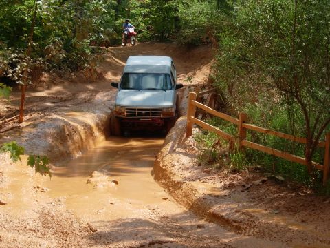 1995 Ford Bronco - More mud. My favorite part.