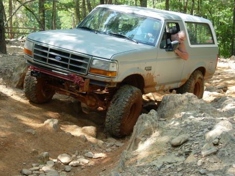 1995 Ford Bronco - Worried about shredding a tire on the can openers to my left.