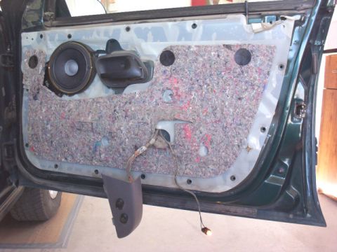1995 Mercury Sable - The new speaker installed.