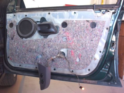 1995 Mercury Sable - Old Ford speaker in door.