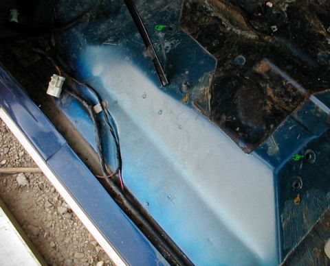 1996 Ford Bronco - Factory provides mounting points for bench seat or captain's chairs.