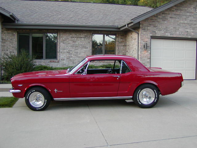 1966 Ford Mustang “Brenda”