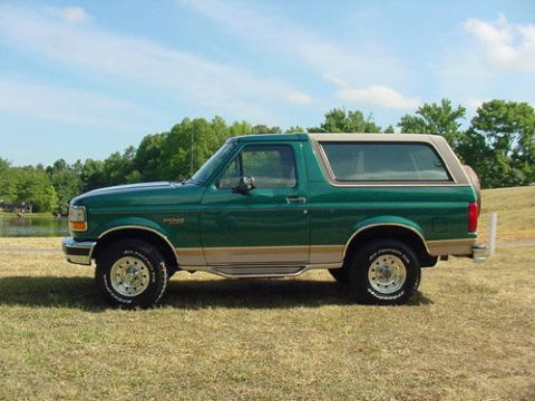 1996 Ford Bronco - Not actually mine, but looks identical. I need to get a digital camera.
