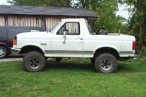 1988 Ford Bronco - TOPLESS!!!