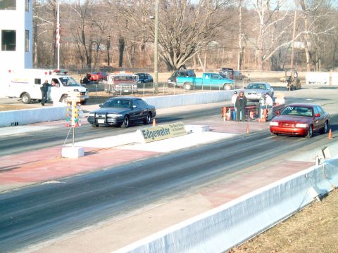 1998 Ford Crown Victoria - OFCJAX62 vs. Andy_c's Kenny Brown Panther.