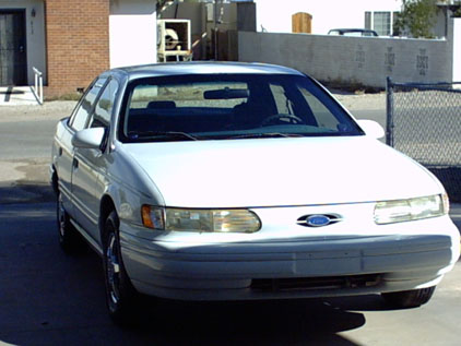 1993 Ford Taurus photo