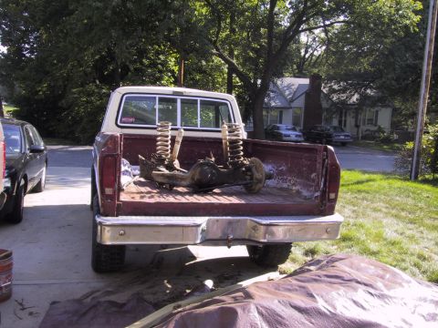 1983 Ford Bronco - Old junk ttb....